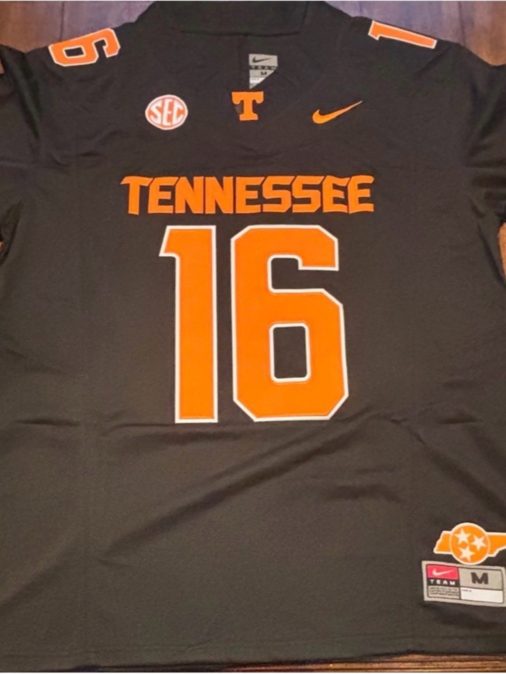 University of Tennessee Peyton Manning Blackout-Mode #16 Adult Medium Jersey NWT